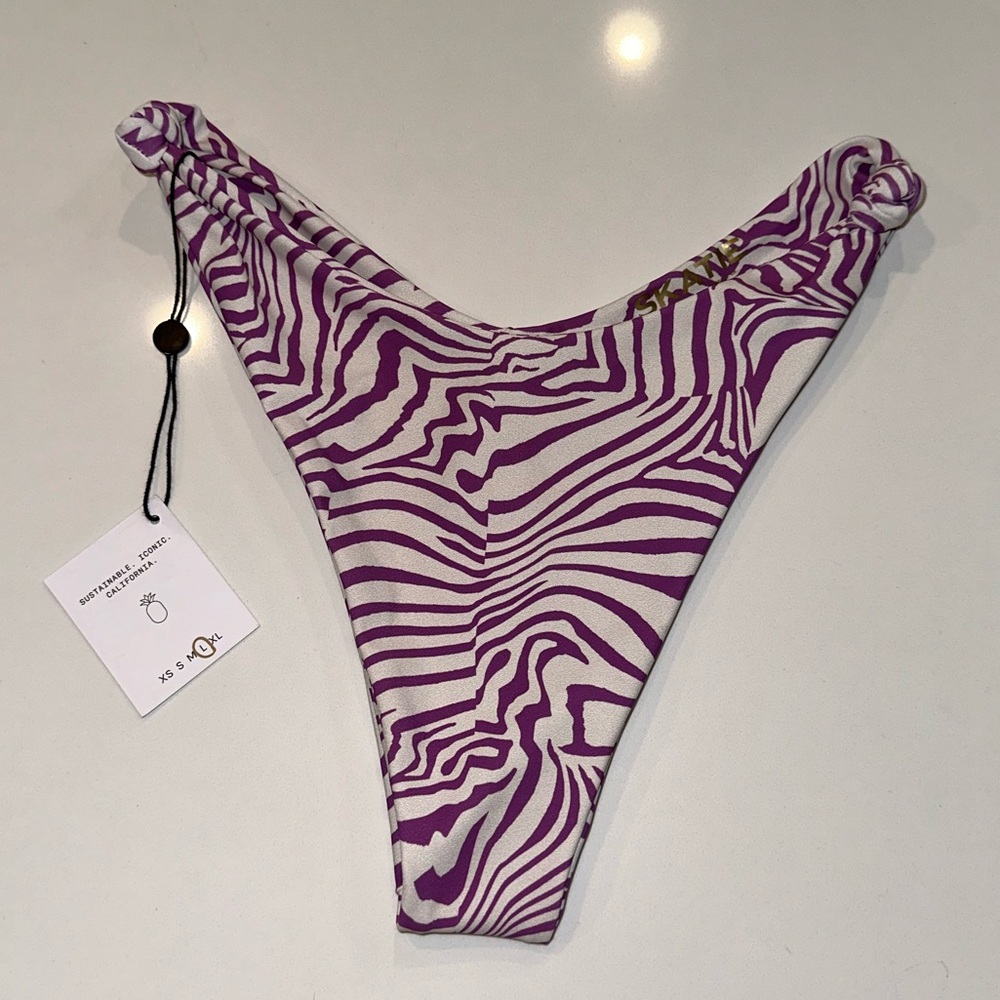 Skatie bikini bottoms. “Malta”